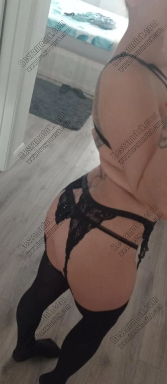 Adél arckepes szexpartner kepes profil - arckepes-szexpartner.hu Adél - +36 70 307 6969 - arckepes szexpartner foto